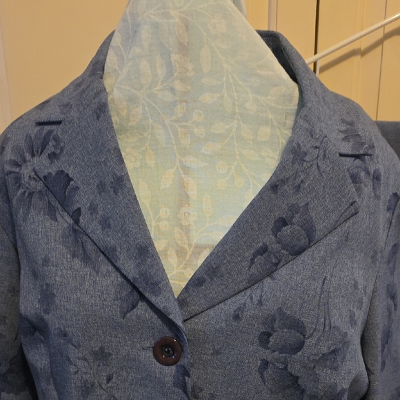 Perceptions Blue Two-Piece Set - Picture 3 of 4